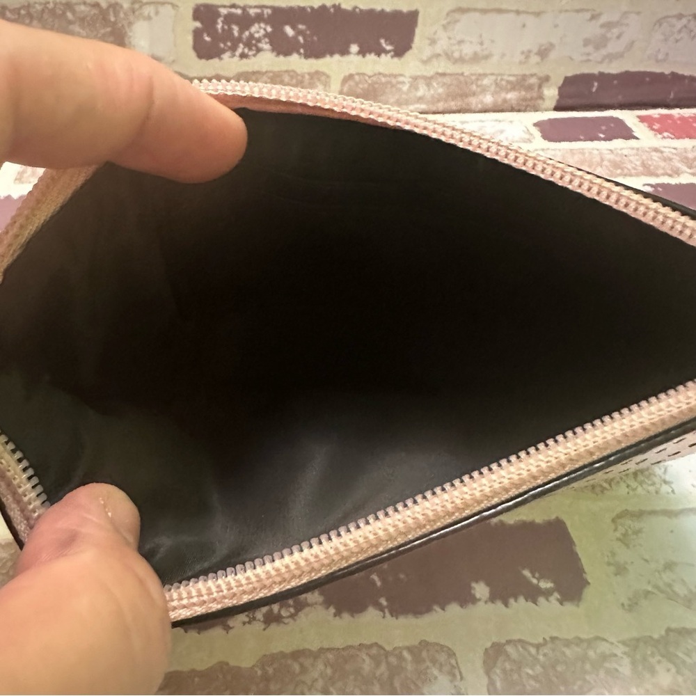 Victorias Secret Stylish Rose Gold Wristlet Clutch - Picture 9 of 9